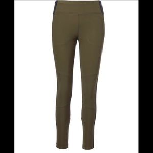 Athleta highline hybrid ankle tight size 4